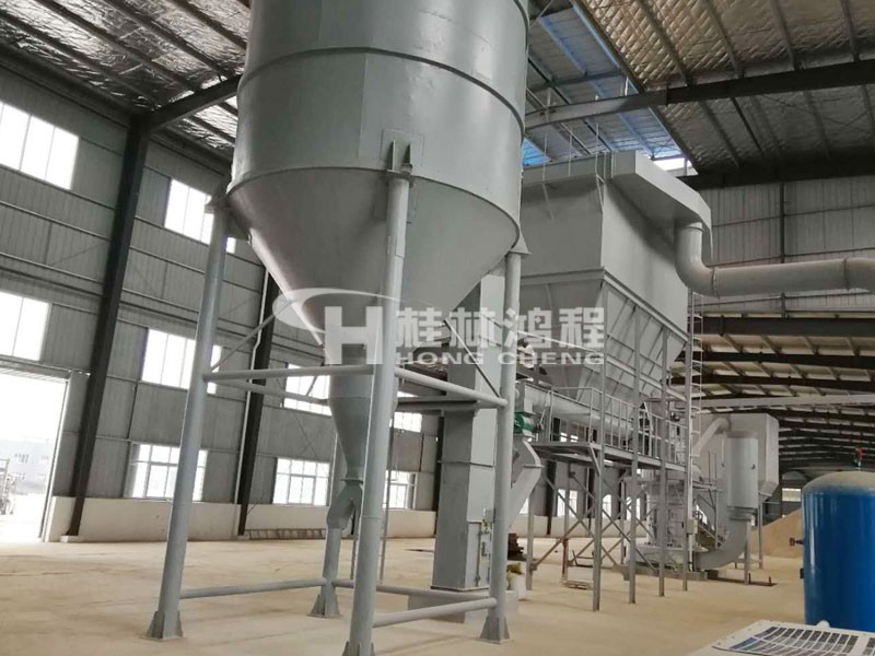 桂林鴻程產(chǎn)品:80目~400目粗粉R型雷蒙機 鉀長石雷蒙磨粉機 單臺磨機產(chǎn)能0.3-20噸每小時