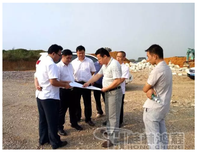 重鈣磨粉機(jī)，重鈣，HCH1395，超細(xì)環(huán)輥磨,武宣碳酸鈣