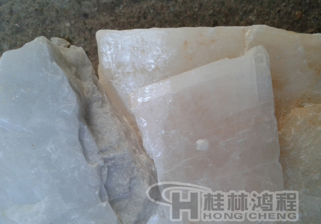 長石，長石粉，長石的用途