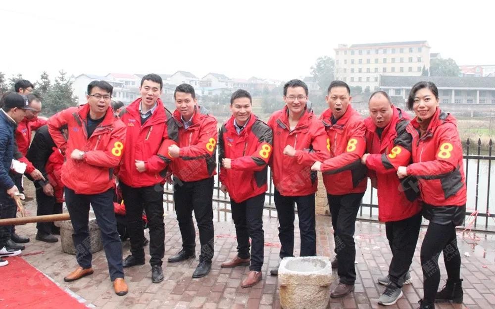 祝賀磨粉機(jī)廠(chǎng)家桂林鴻程第四屆戶(hù)外拓展圓滿(mǎn)結(jié)束 祝賀磨粉機(jī)廠(chǎng)家桂林鴻程第四屆戶(hù)外拓展圓滿(mǎn)結(jié)束