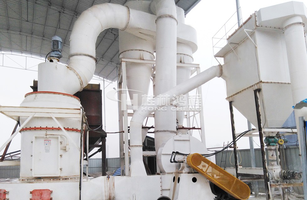 HC1900打礦石粉機(jī)器多少錢一臺 雷蒙磨粉機(jī)多少錢一臺？幾萬到幾十萬不等