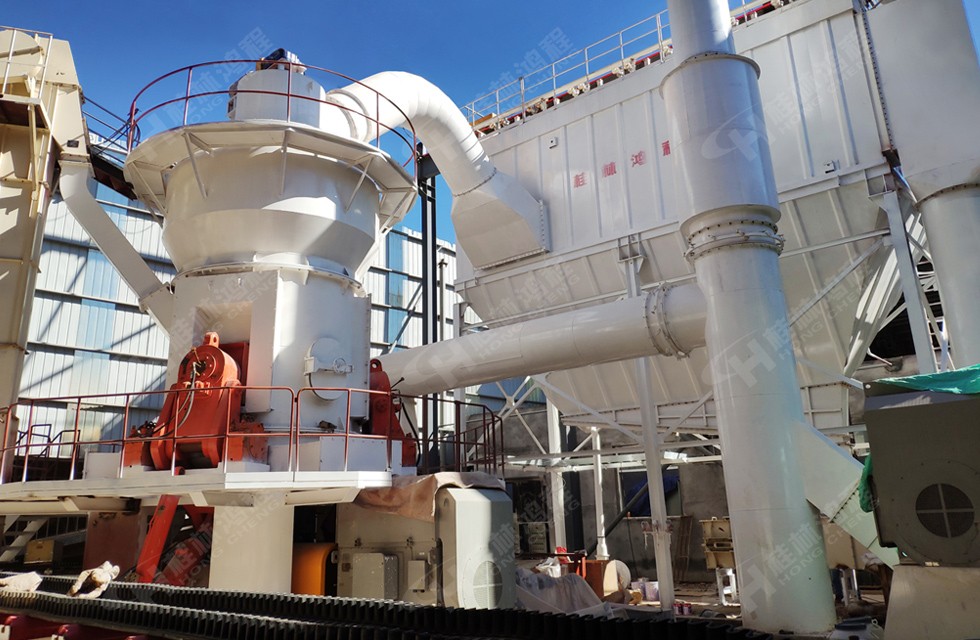 打礦石粉機(jī)器多少錢一臺？立式磨機(jī)設(shè)備-桂林鴻程HLM立式磨粉機(jī) ，價格在上百萬以上