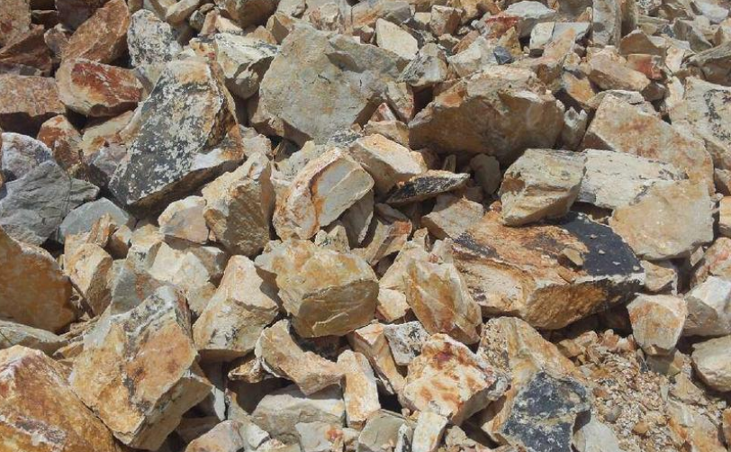 耐火材料原料有哪些？耐材專用磨粉機告訴你