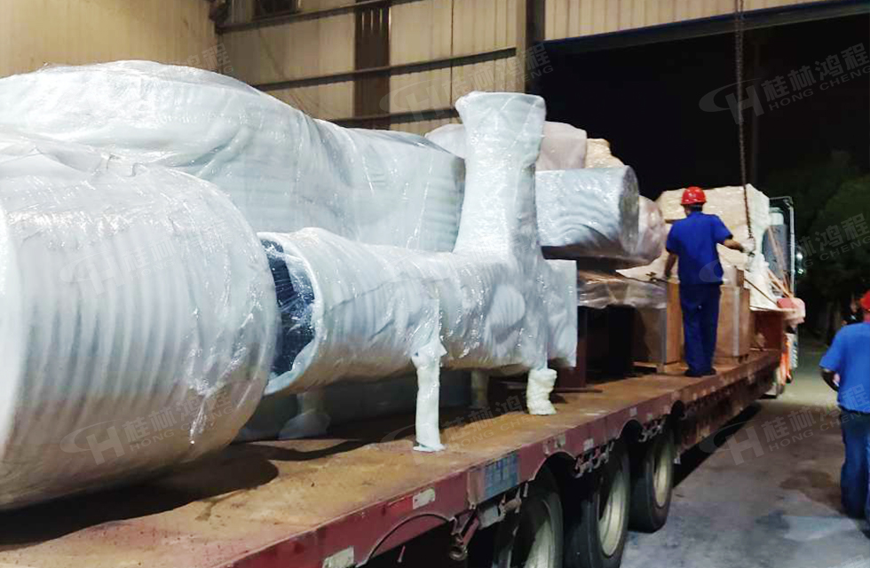 【發(fā)貨】海內(nèi)外訂單火爆，大批鴻程設(shè)備奔赴全球！